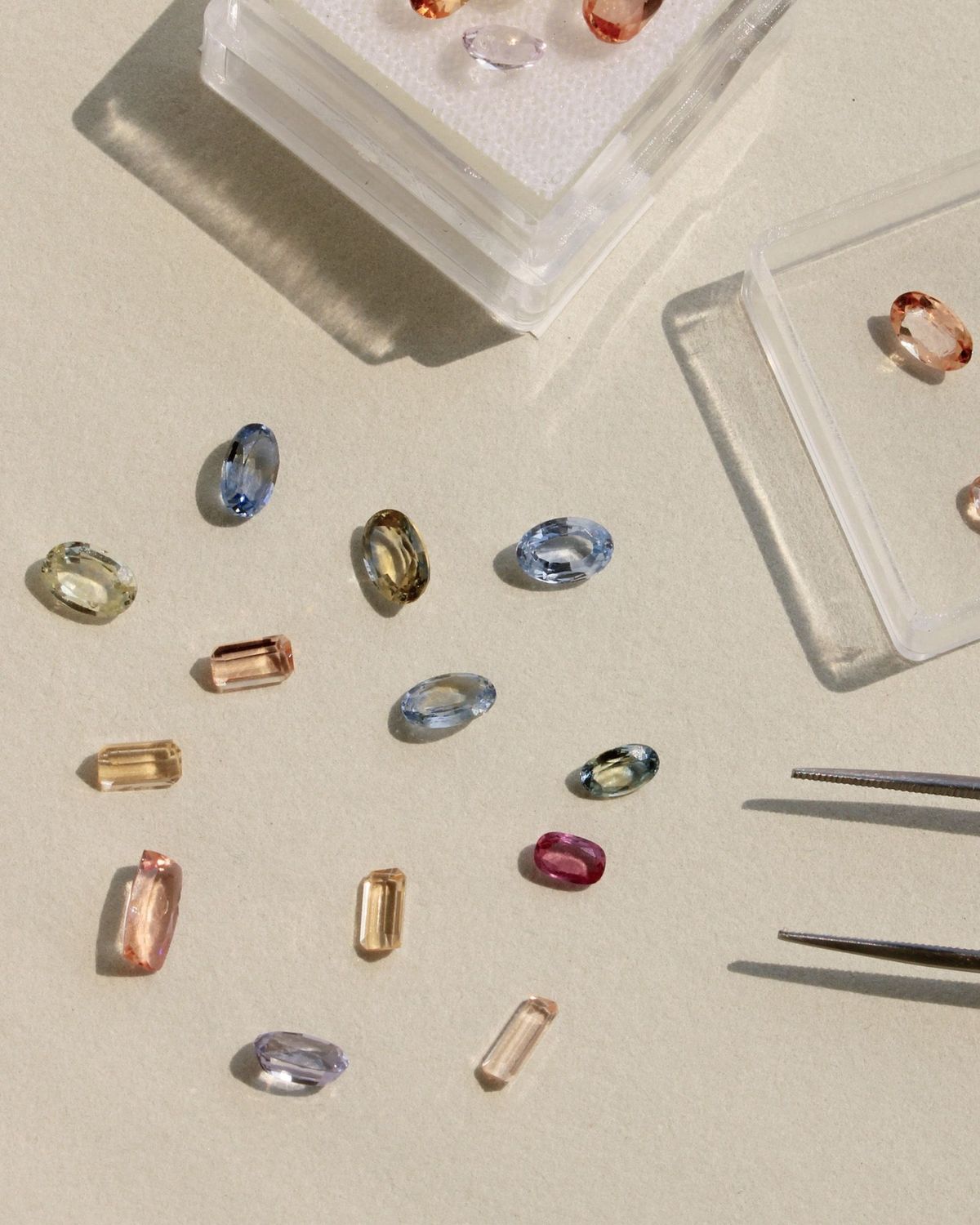 NATURAL GEMSTONE