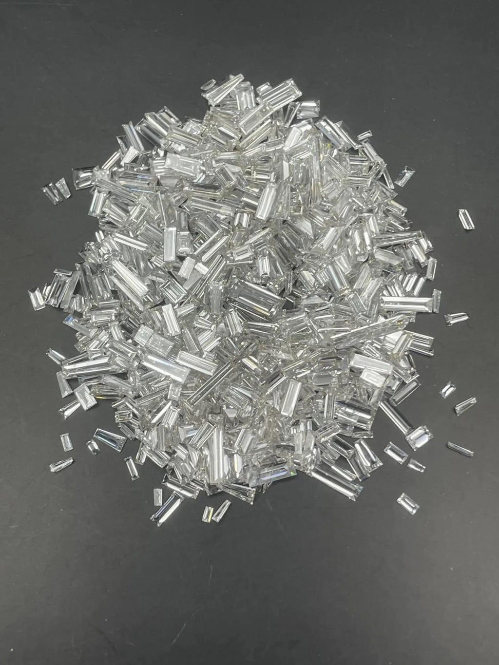 1 × 2  mm small Baguette loose Moissanite diamond, D color, VVS2 clarity
