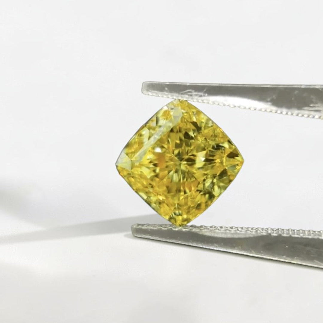 1CT Cushion cut fancy vivid Yellow lab grown CVD diamond, IGI certified