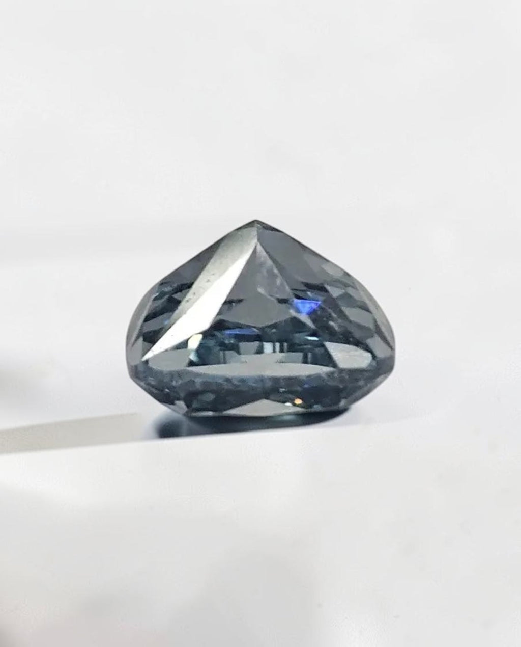 1CT Cushion cut fancy vivid Blue lab grown CVD diamond, IGI certified