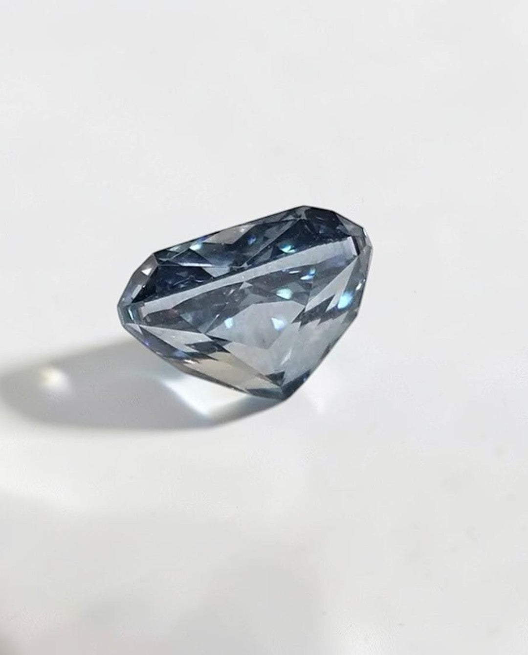 1CT Cushion cut fancy vivid Blue lab grown CVD diamond, IGI certified