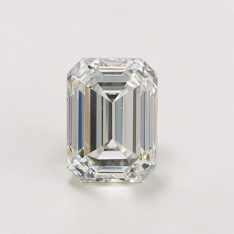 0.5ct to 3ct Emerald cut Lab Grown Diamond, IGI Certified, EF Colour, VVS/VS Clarity