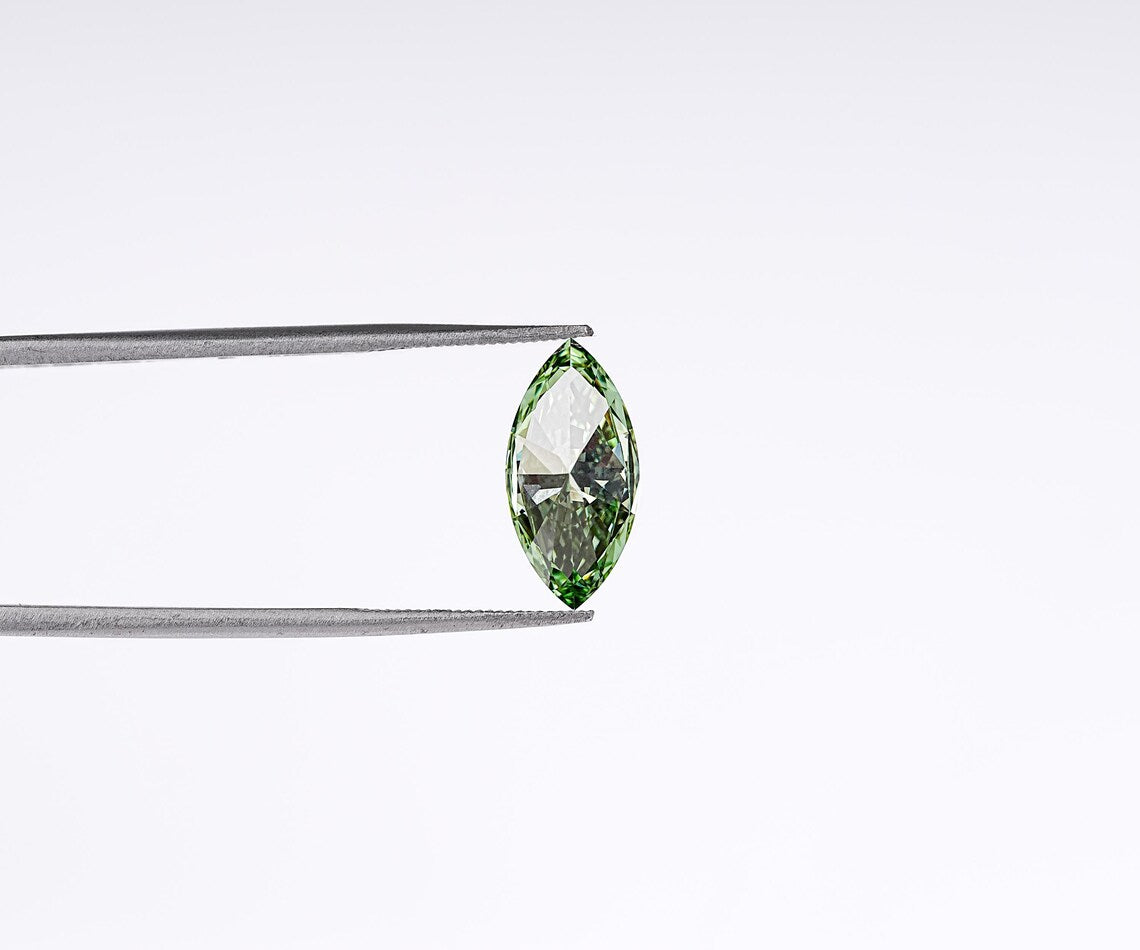 1CT Marquise cut fancy vivid Green lab grown CVD diamond, IGI certified