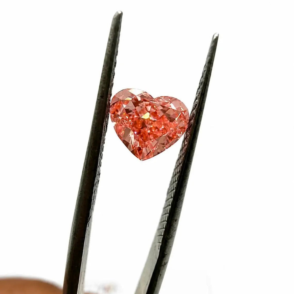 1CT Heart cut fancy vivid Pink lab grown CVD diamond, IGI certified