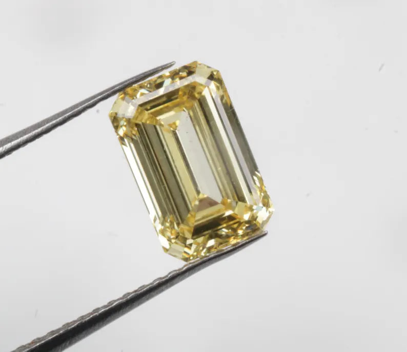 1CT Emerald cut fancy vivid Yellow lab grown CVD diamond, IGI certified