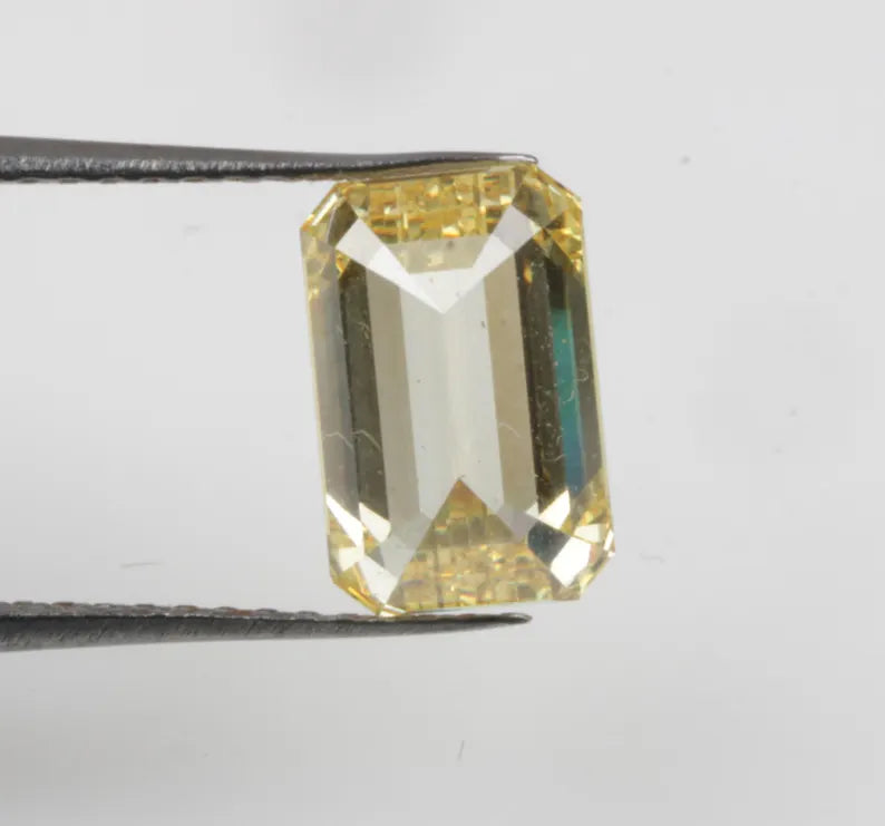 1CT Emerald cut fancy vivid Yellow lab grown CVD diamond, IGI certified