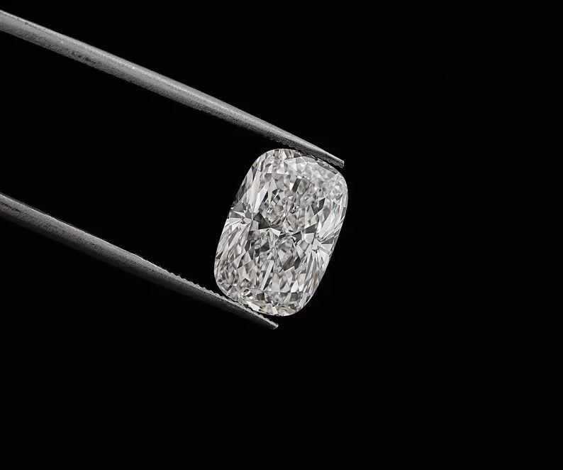 1ct to 5ct Cushion cut Lab Grown Moissanite Diamond, EF Colour, VVS/VS Clarity