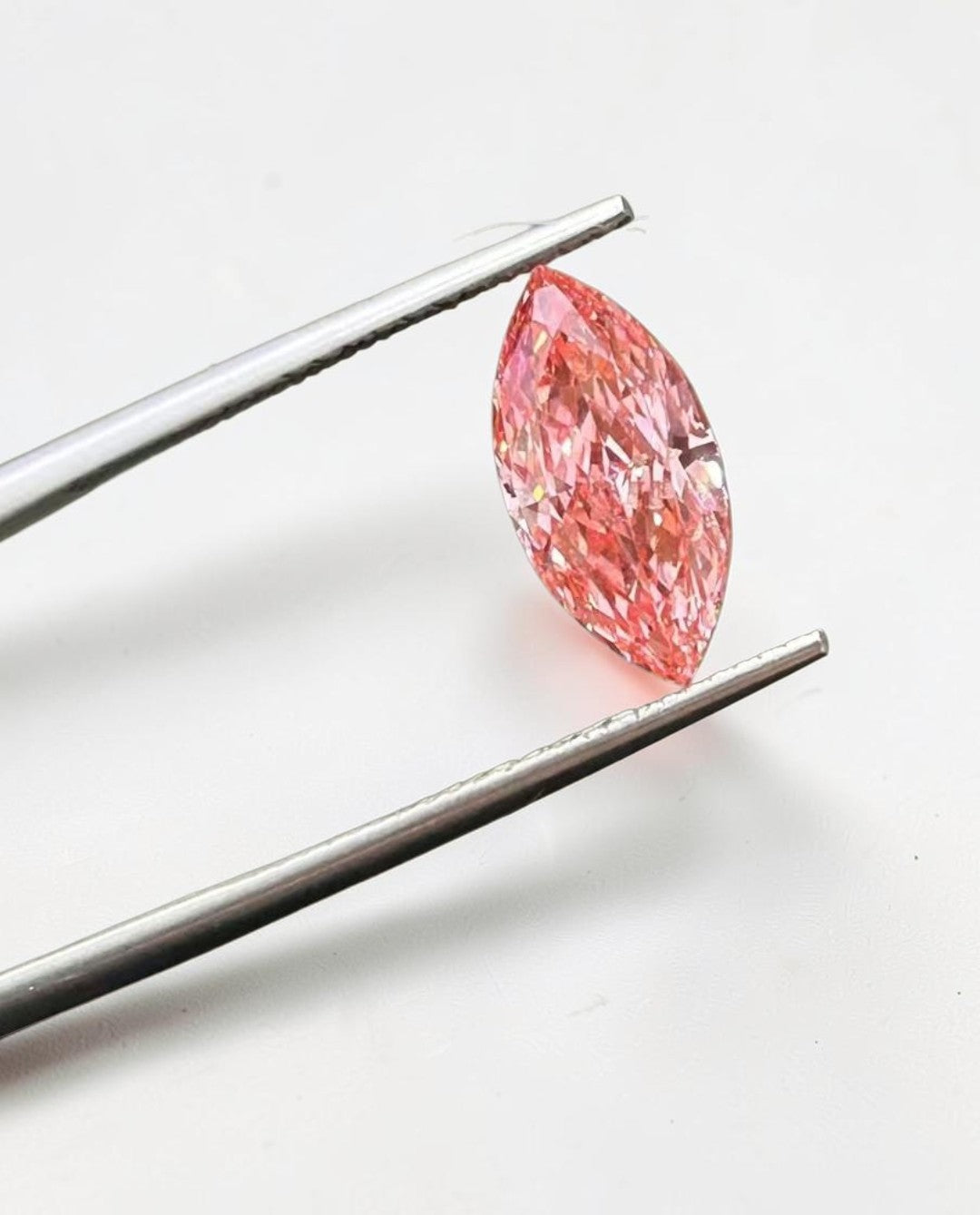 1CT Marquise cut fancy vivid Pink lab grown CVD diamond, IGI certified