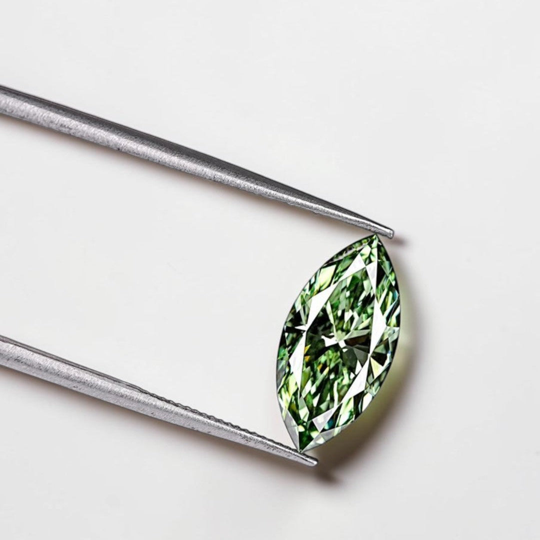 1CT Marquise cut fancy vivid Green lab grown CVD diamond, IGI certified