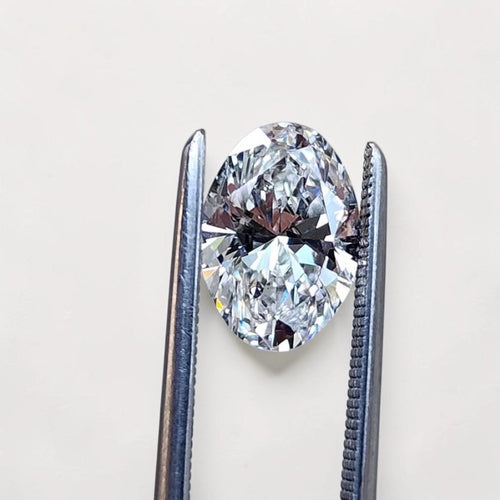 0.5ct to 3ct Oval cut Lab Grown Diamond, IGI Certified, EF Colour, VVS/VS Clarity
