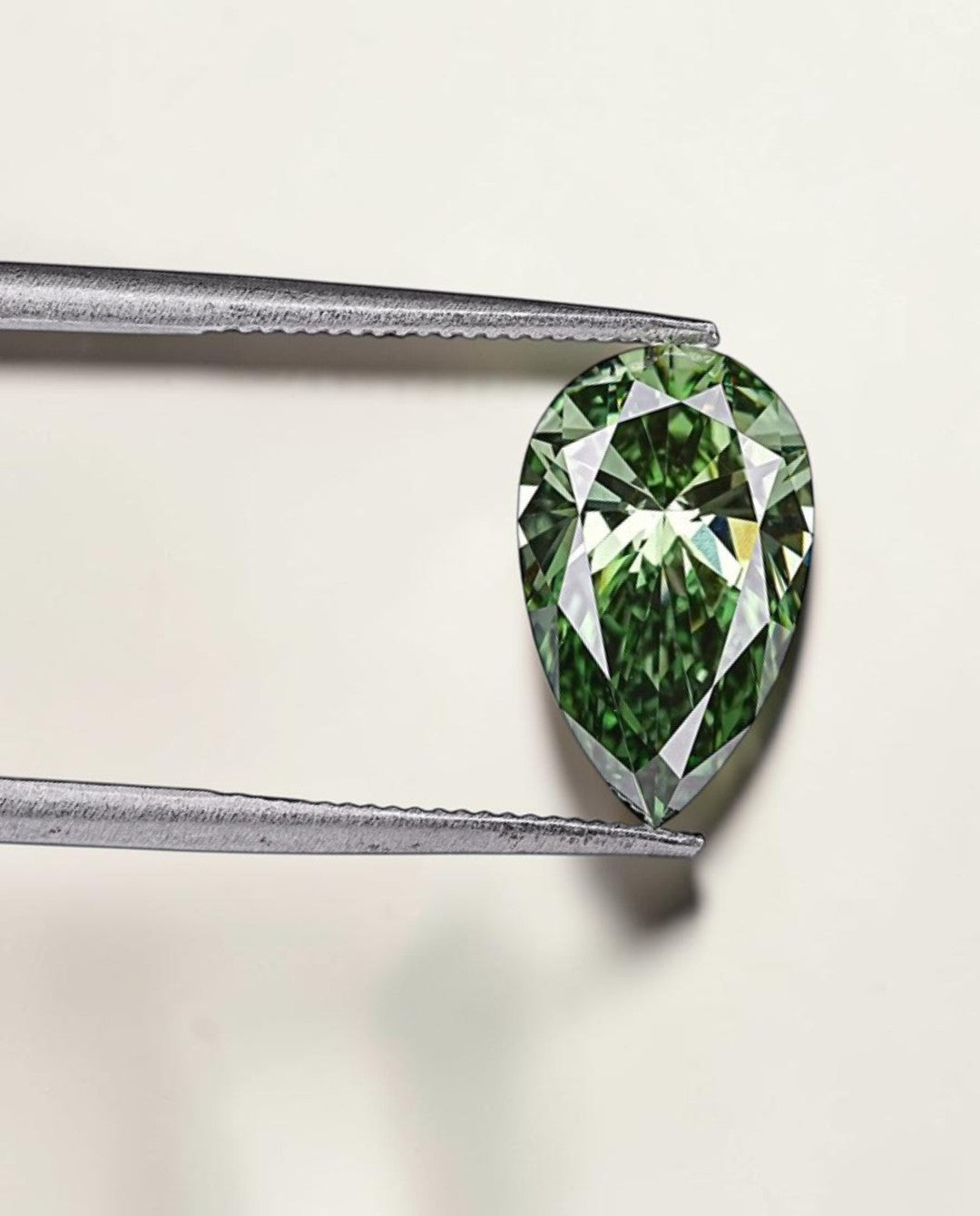 1CT Pear cut fancy vivid Green lab grown CVD diamond, IGI certified
