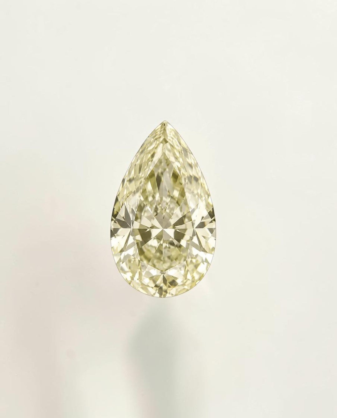 1CT Pear cut fancy vivid Yellow lab grown CVD diamond, IGI certified