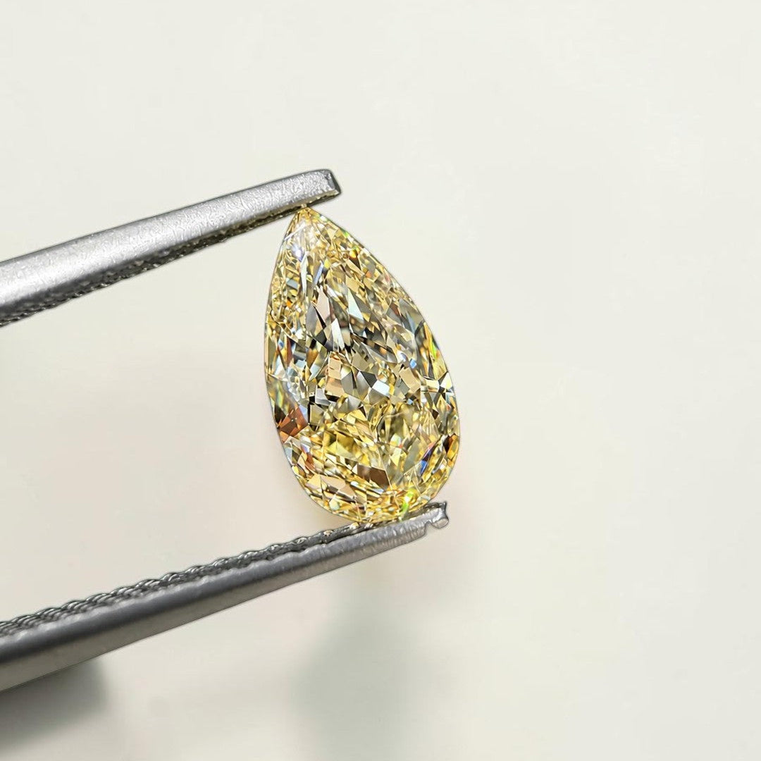1CT Pear cut fancy vivid Yellow lab grown CVD diamond, IGI certified