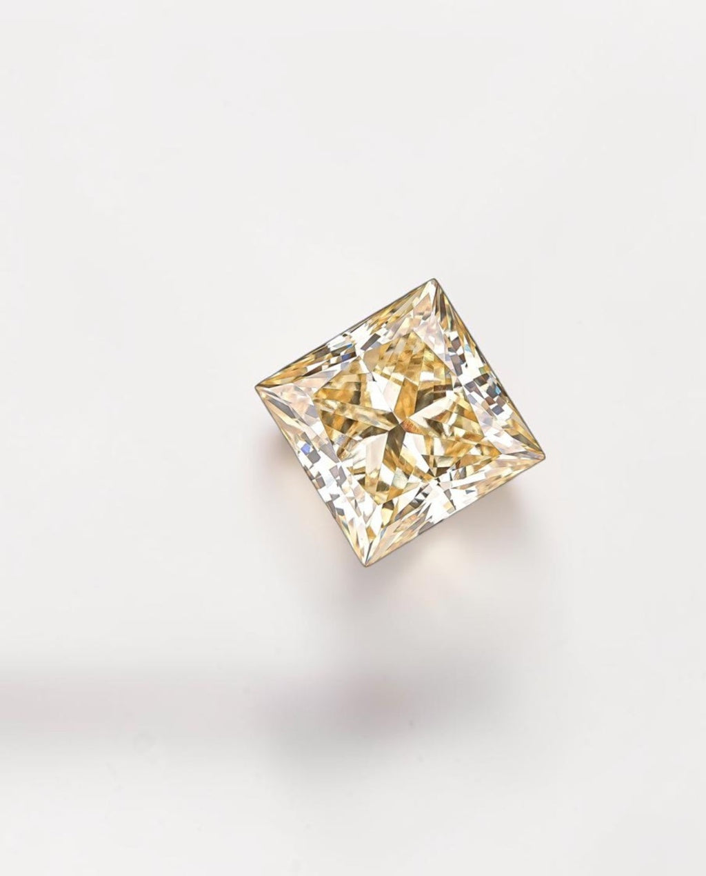 1CT Princess cut fancy vivid Yellow lab grown CVD diamond, IGI certified