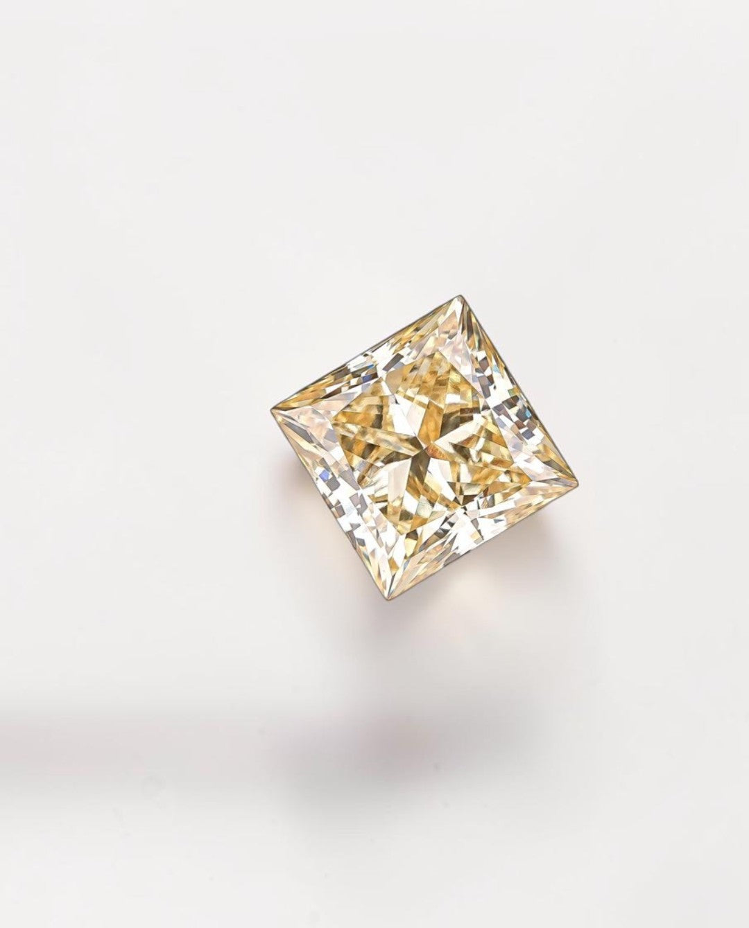 1CT Princess cut fancy vivid Yellow lab grown CVD diamond, IGI certified