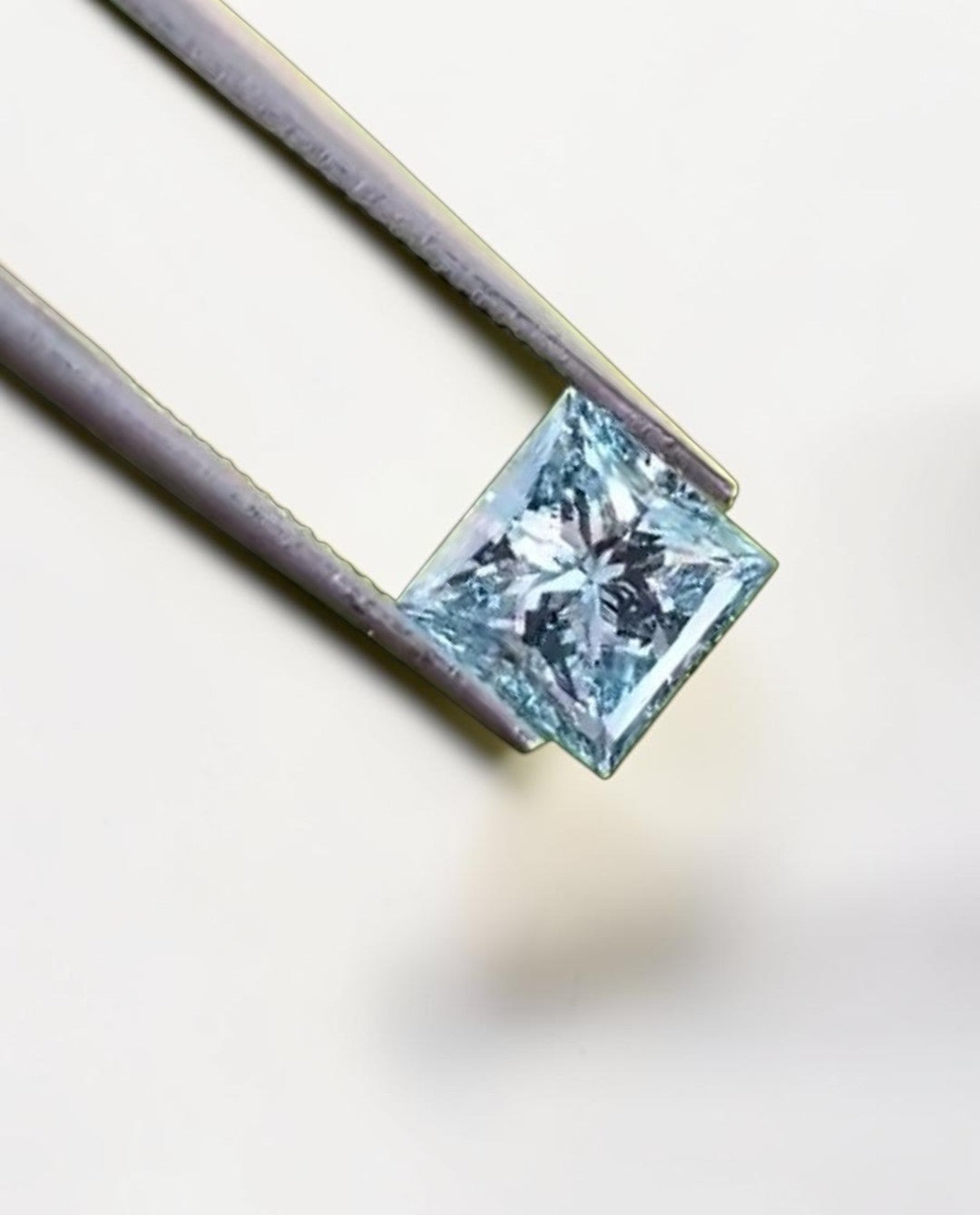 1CT Princess cut fancy vivid Blue lab grown CVD diamond, IGI certified (Copy)