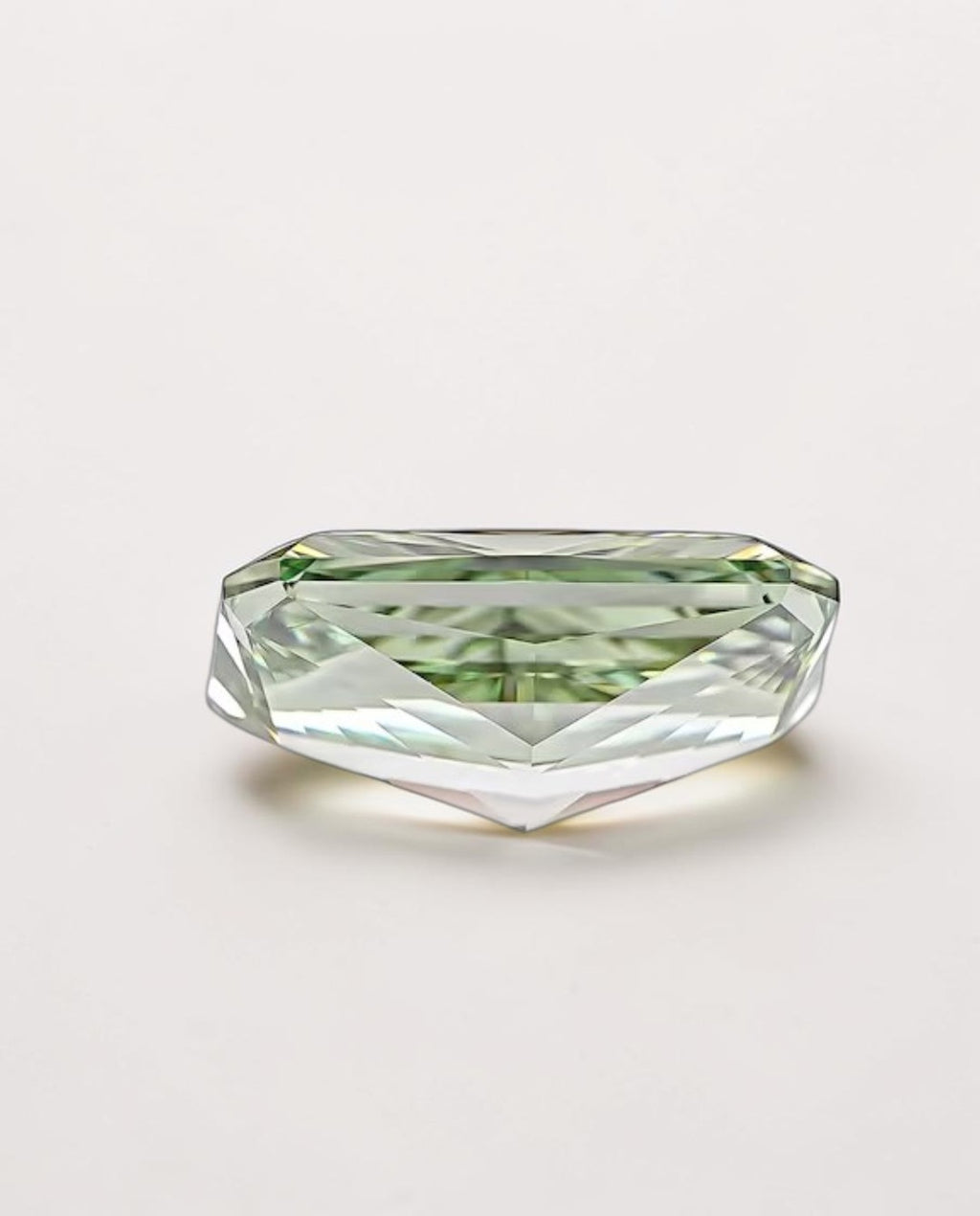 1CT Radiant cut fancy vivid Green lab grown CVD diamond, IGI certified
