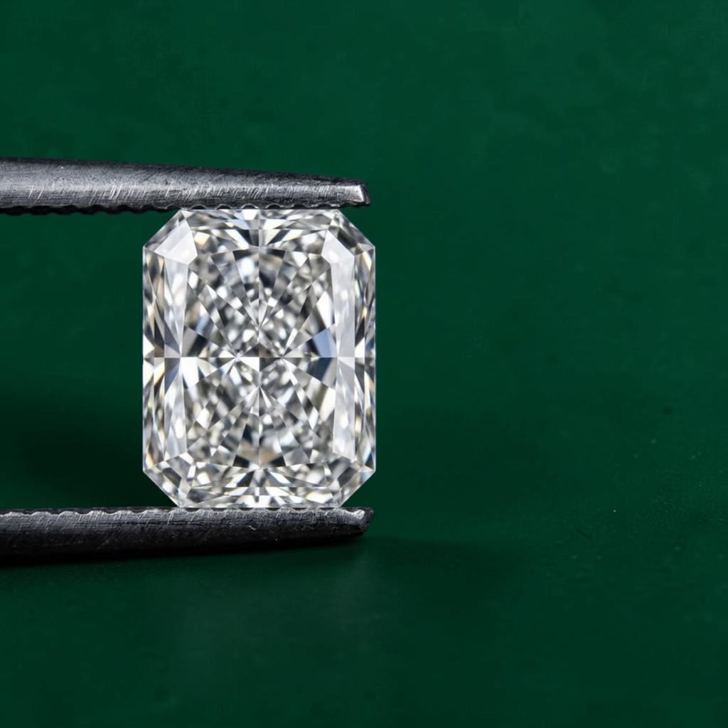 1CT Natural Radiant Cut Diamond